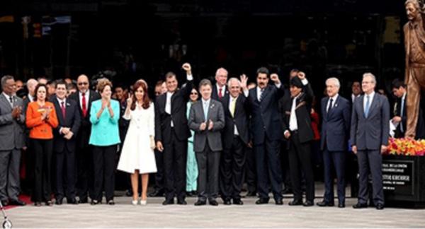 Inauguración Sede Nestor Kirchner UNASUR Quito Ecuador Diciembre 2014